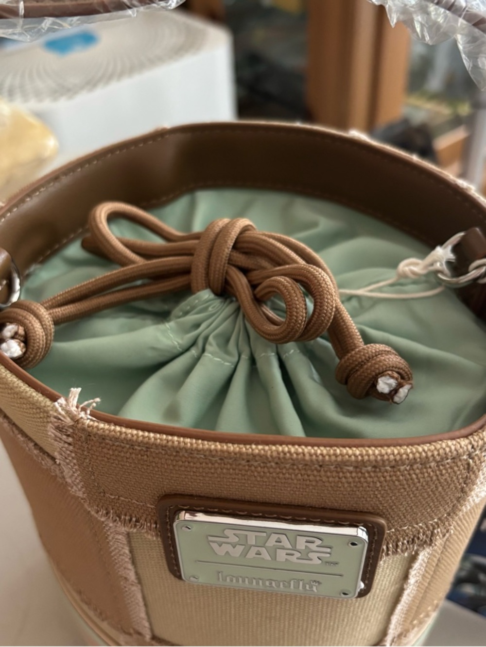 Loungefly Star Wars Grogu Bucket Bag - Tan, Green & Pink - Picture 3 of 13